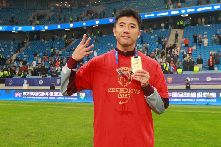 必发官方-东体：李圣龙并非没有其他选择，但最终选择留在海港去B队踢球