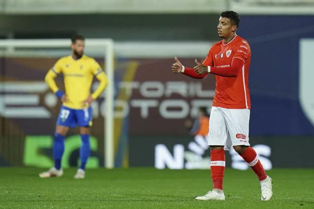 bifa必发-泰山重组洋枪团克雷桑+1？葡超前锋最快三月底启程